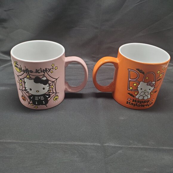 Hello Kitty 20oz. Halloween Coffee Mugs by Silver Buffalo Sanrio-Set of 2 - Picture 4 of 7